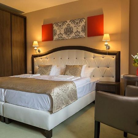 Sappusztai Vendeghaz Hotel Damak ภายนอก รูปภาพ